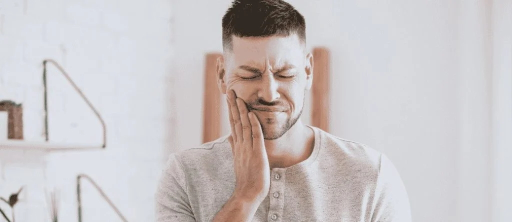 what to do for a chipped tooth