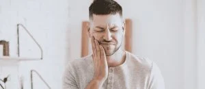 what to do for a chipped tooth